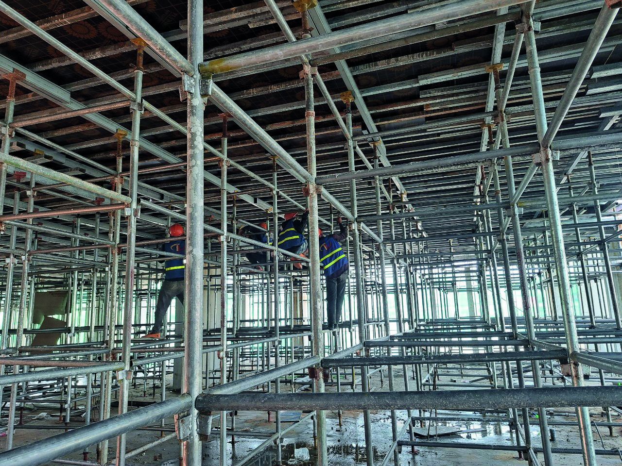 Thi công lắp dựng ván khuôn